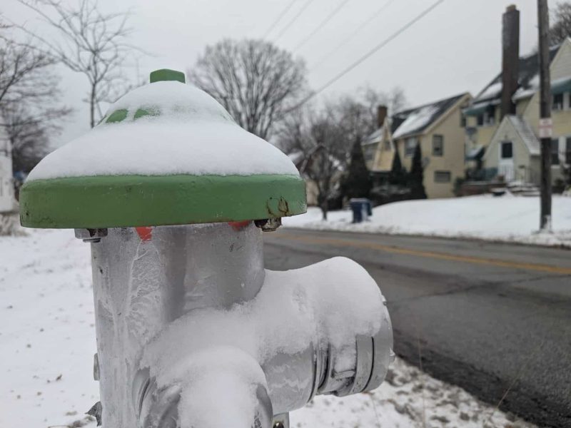 Snowstorm hammers Northeast Ohio, warming centers open in Cleveland