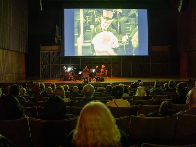 Silent film in the present tense: Opinion